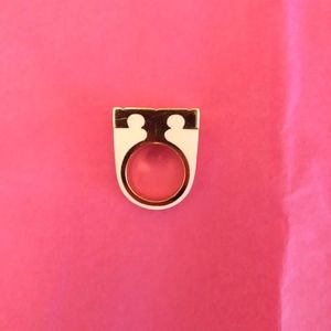 Tory Burch jewelry ring Size 6 Ivory With Gold